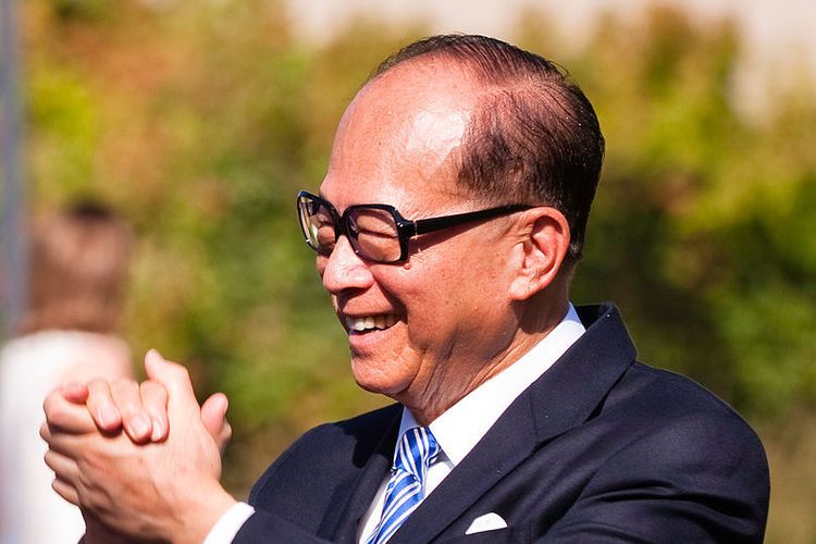 Li Ka-Shing Jual Pelabuhan Terusan Panama