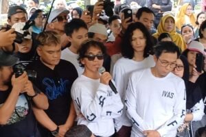 Kaka Slank Itu Ibu Sambungku