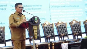 Andra Soni Ajak Sekolah di Banten Terapkan Kebijakan Wisuda yang Tidak Membebani Orang Tua