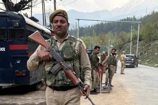 Militer India dan Pakistan Tembak di Perbatasan Kashmir