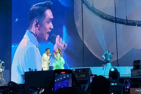 Kejutan di Konser Rossa Afgan dan Ivan Gunawan