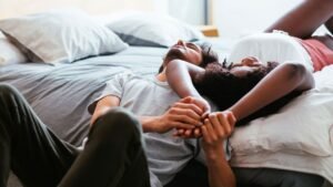 4 Masalah Kesehatan yang Bisa Terjadi Setelah Berhubungan Seksual dan Cara Mengatasinya