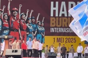 Saat Prabowo Merasa Tersinggung dengan Sambutan Hangat untuk Letkol Teddy dari Buruh