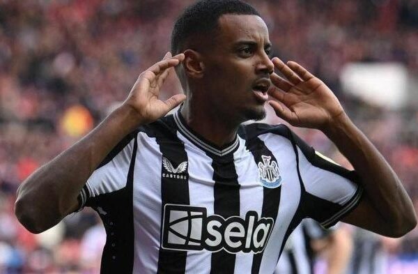 Penjualan Termahal Newcastle Isak Menyusul