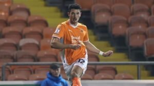 3 Cara Elkan Baggott Menenangkan Pikiran di Dunia Sepak Bola