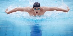 Berenang: Olahraga Air yang Menyegarkan dan Menyehatkan untuk Kebugaran Optimal