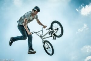 BMX: Lebih dari Sekadar Sepeda, Sebuah Gaya Hidup dan Ekspresi Diri