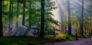 Camping: Melepas Penat, Menyatu dengan Alam, Menciptakan Kenangan Abadi