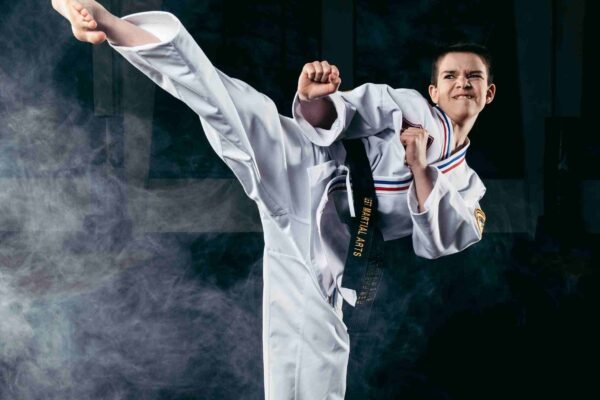 Karate: Lebih dari Sekadar Bela Diri, Sebuah Filosofi Hidup yang Mendalam
