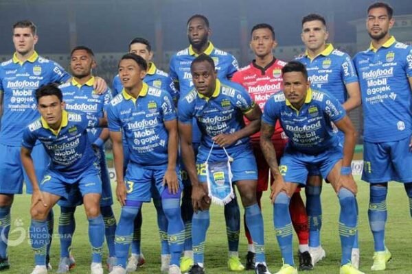Liga 1 Memanas: Persaingan Sengit di Papan Atas dan Tengah, e-media.co.id Melaporkan
