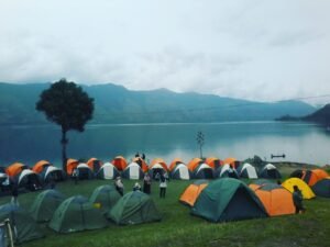 Pendakian Pertama: Menaklukkan Puncak, Mengalahkan Keraguan (Bersama e-media.co.id)