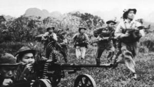 Perang Gerilya vs. Militer Konvensional: Strategi, Taktik, dan Evolusi dalam Konflik Modern