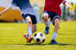 Sepak Bola: Lebih dari Sekadar Permainan, Sebuah Bahasa Universal