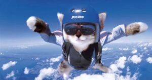 Skydiving: Menaklukkan Langit, Merasakan Kebebasan Sejati