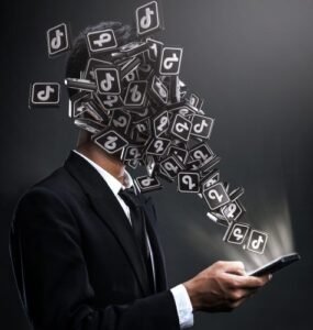 TikTok: Mengubah Nada Industri Musik Global – Sebuah Analisis Mendalam