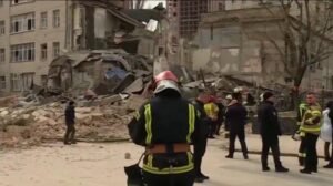 Pembangkit Listrik di Zona Perang: Menjaga Cahaya di Tengah Kegelapan