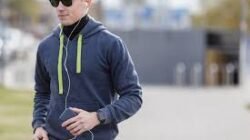 Jaket Olahraga: Lebih dari Sekadar Pakaian, Investasi untuk Performa dan Gaya Hidup Aktif